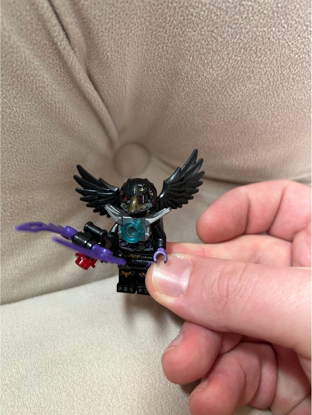 LEGO Legends of Chima - Razar Minifigure (Raven Tribe) with Wings and Armor